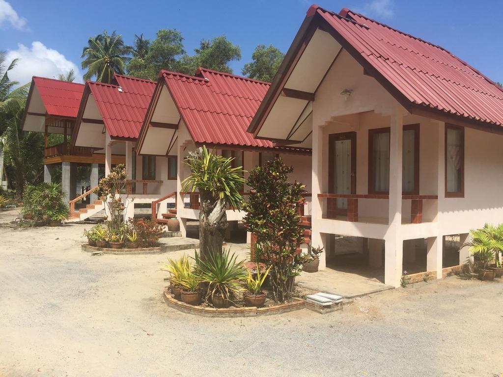 Phuphat Beach Resort Khanom Zewnętrze zdjęcie